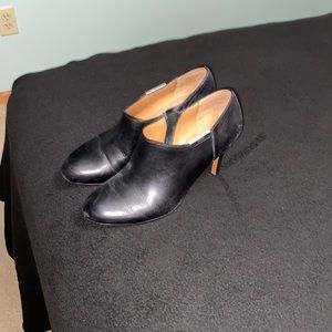 Coach heels hardly worn they do have a crease in front due to material